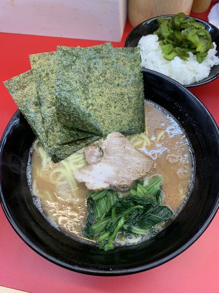 「ラーメン 並 700円」@横浜らーめん 大塚家の写真