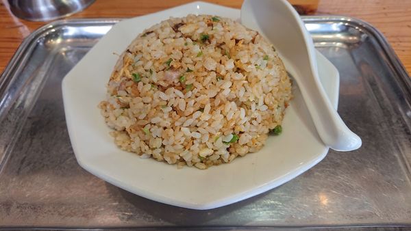 「チャーハン(中) 700円」@中華そば まるきの写真