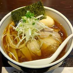 特製醤油ラーメン1080円