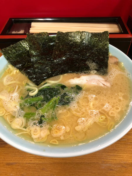 「ラーメン中盛り850円」@千葉家の写真