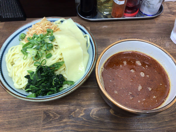 「辛い煮干しつけ麺」@麺工房 しゅはり屋の写真