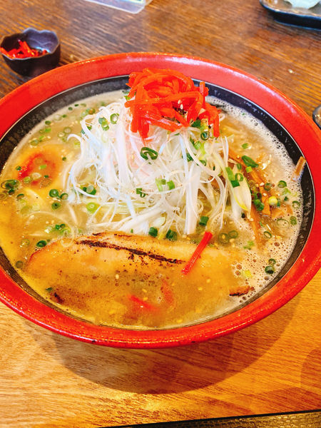 「豚骨醤油らーめん」@よいちつけ麺研究所 新田店の写真