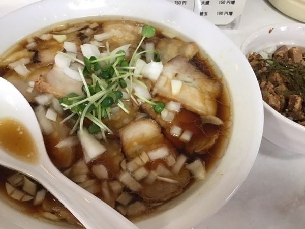 「爺ラーメン600円　チャーシュー丼100円」@ラーメン爺の写真