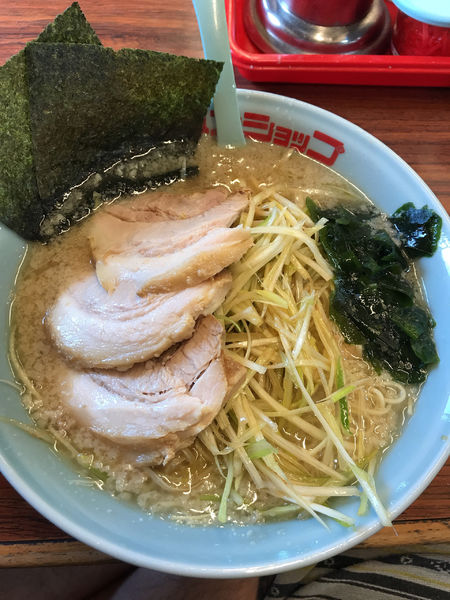 「ネギチャーシューメン(中盛)」@新ラーメンショップ 狭山本部の写真