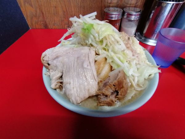 「ラーメン小 ぶた入り」@ラーメン二郎 新潟店の写真