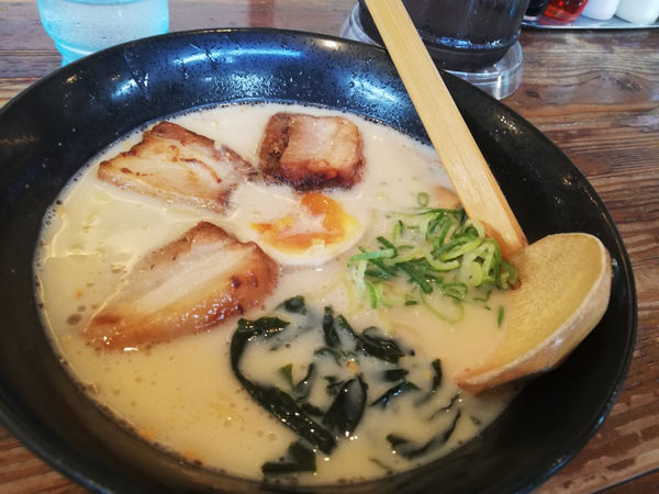 「白湯ラーメン」@らーめん本郷亭 名駅店の写真