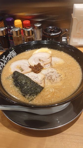 「嵐げんこつラーメン 大盛 醤油」@らあめん花月嵐 大森町店の写真