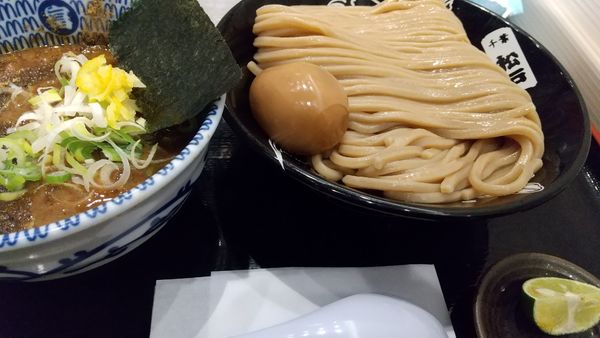 「濃厚つけ麺大＋スダチ」@松戸富田麺絆の写真