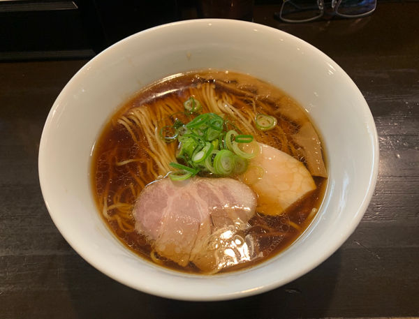 「らぁ麺」@らぁ麺 すぎ本の写真