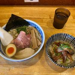 一番搾り煮干しそば ＋ いわし丼