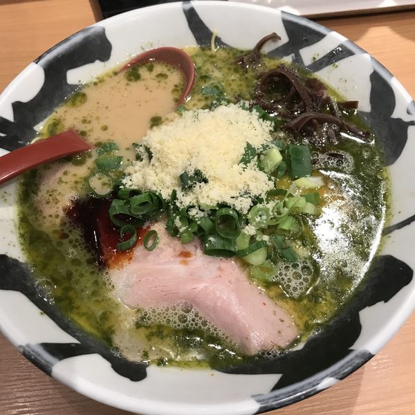 「翠賀正(¥980)」@神戸豚骨らーめん 賀正軒 三宮店の写真