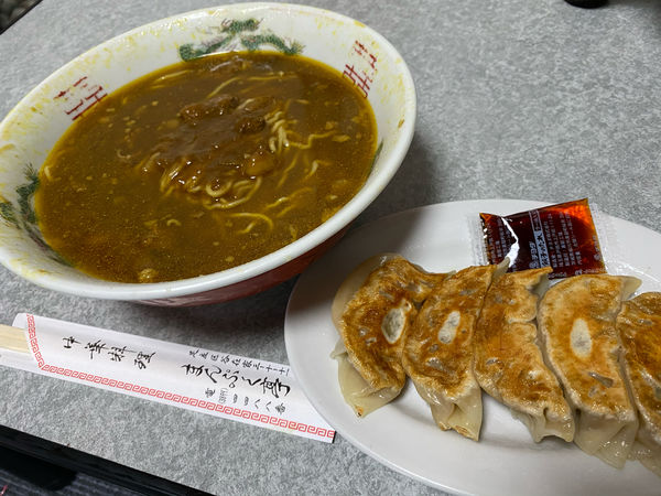 「カレーラーメン」@まんぷく亭の写真