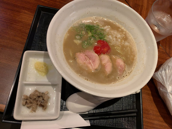 「鶏煮干し醤油らぁめん900円」@麺や いま村の写真