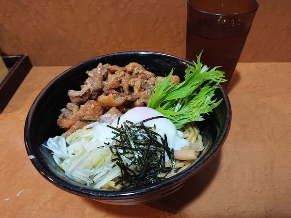 「浜そば大肉増し」@油そば専門店 浜そば 本店の写真