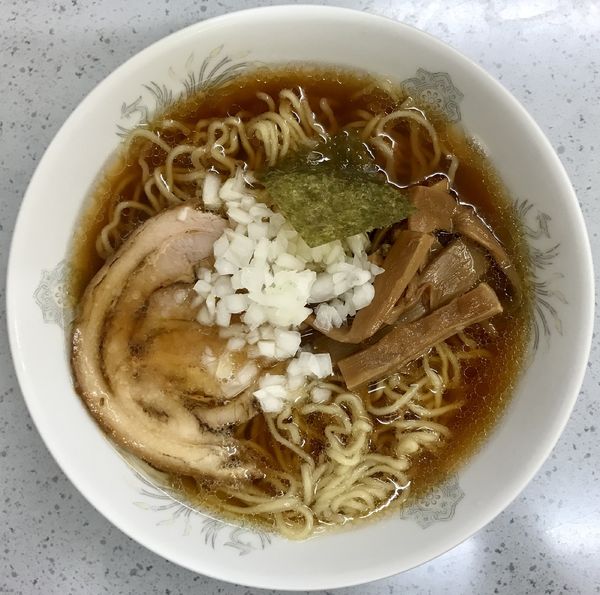 「アサヒスーパードライ 中瓶 → ラーメン  蕎麦粉入り中華麺」@丸幸の写真