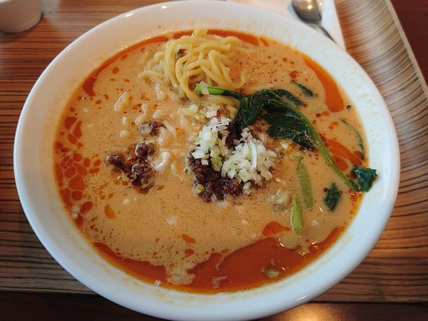 「担々麺（定食）」@小肥羊 大阪本店の写真