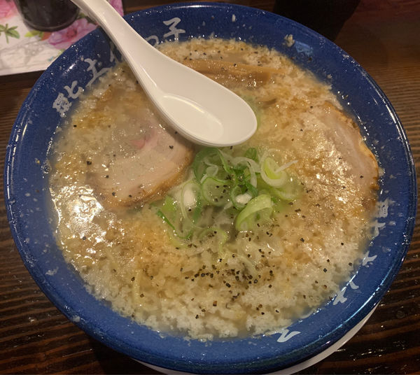 「豚骨醤油ラーメン」@じょっぱりラーメンの写真