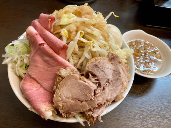 「ラーメン 豚増しMIX」@ラーメンどでん 大宮店の写真