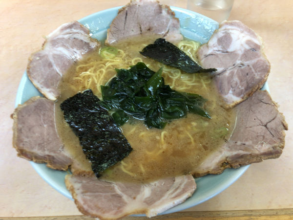 「中ラーメン」@とんとんラーメンの写真
