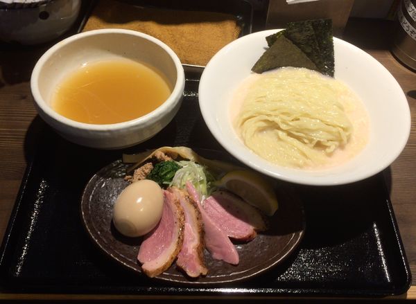 「特製鴨出汁手揉み塩つけ麺」@鴨出汁中華蕎麦 麺屋yoshikiの写真