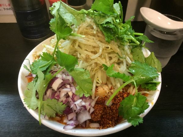 「トムヤムタイツくん ニンニク ホアジャオ 辛味玉」@豚星。の写真