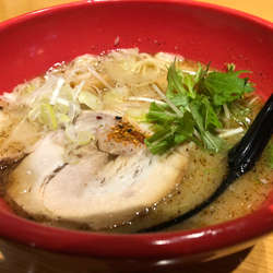 鳥白湯ラーメン