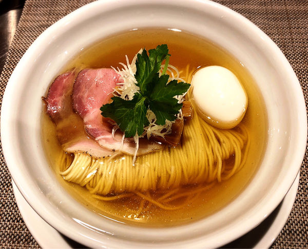 「塩そば(並.味玉サービス)」@成城青果の写真