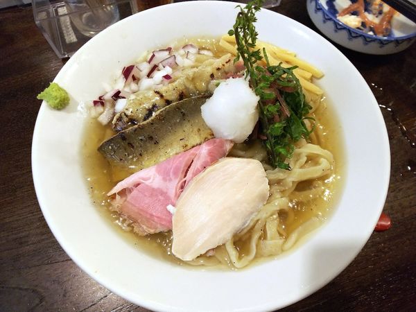 「鮎の冷やしそば」@立ち呑み居酒屋 金町製麺の写真