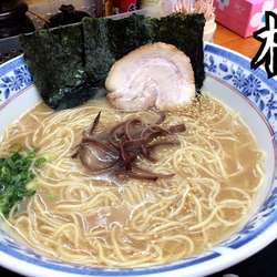 博多ラーメン(醤油タレ)￥650