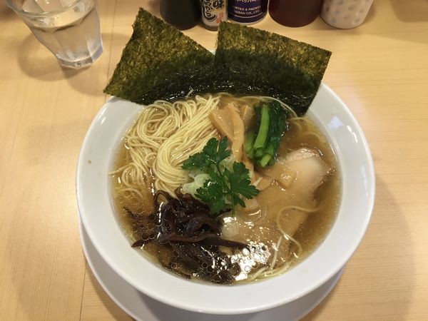 「醤油らーめん」@らーめんDINING れんげの写真