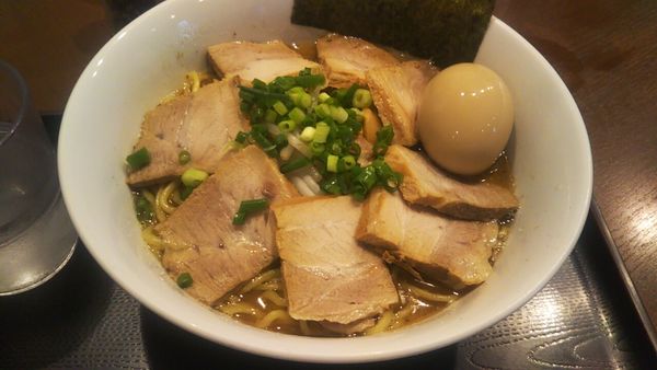 「味玉チャーシュー麺（大盛り）」@中華そば おかべの写真