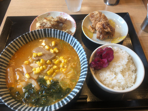 「味噌ラーメンセット」@お食事処 まんぷく食堂の写真