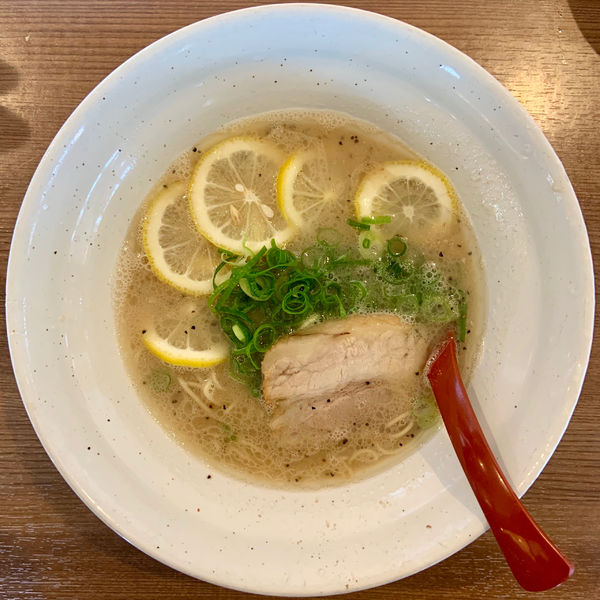 「レモンらーめん (680円)」@真麺武蔵の写真