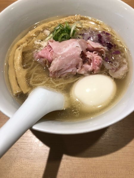 「特製ラーメン」@らぁ麺 鳳仙花の写真