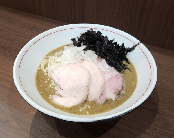 「濃厚煮干し蕎麦 900円」@Noodle&Spice curry 今日の1番の写真