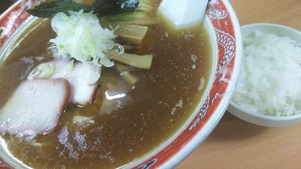 「支那そば　玉ねぎトッピング」@支那ソバ かづ屋の写真