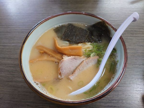 「白湯塩」@支那そば しげもとの写真