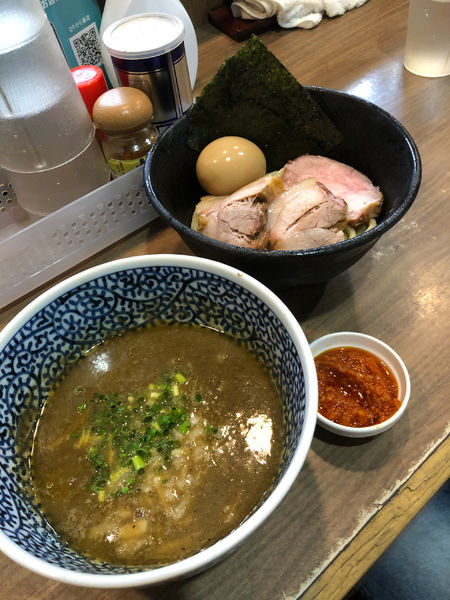 「特製煮干つけ麺＋海老辛味」@煮干しつけ麺 宮元の写真