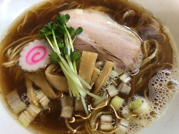 「はまぐり×煮干し中華そば(味玉)」@麺酒処 ふくろうの写真