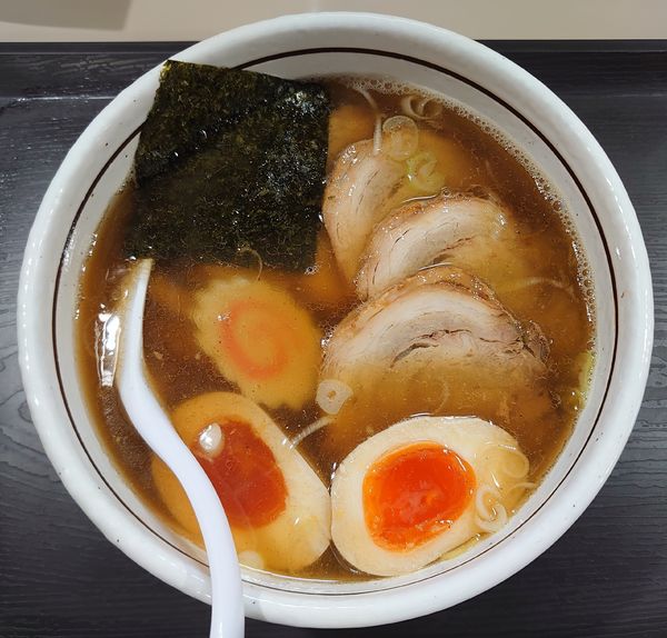 「正油そば＋味玉、チャーシュー(1000円)」@煮干し支那そば 正の写真