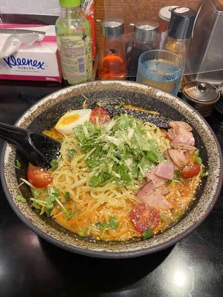 「ピリ辛冷やしトマト麺(大盛)」@北海道らーめん 味源 立川北口店の写真