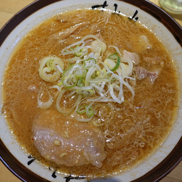 「味噌ラーメン 900円」@すみれ 横浜店の写真
