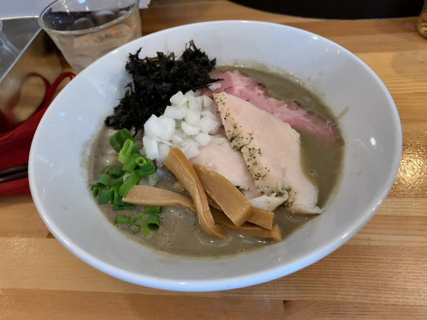 「濃厚煮干しらーめん」@煮干らーめん 川むらの写真