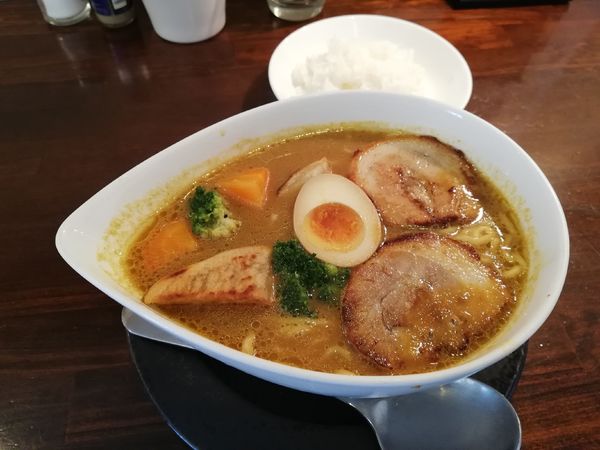 「カリーら~麺」@バルム食堂の写真
