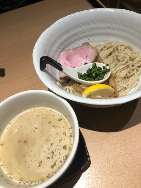 「つけそば(塩)」@SOBAHOUSE 金色不如帰 新宿御苑本店の写真