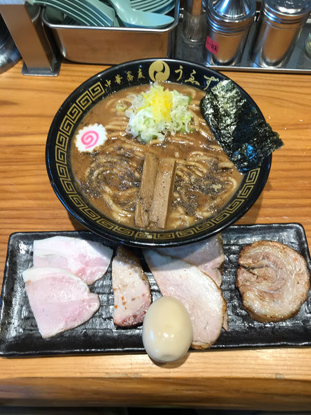 「特製中華そば 1,360円」@中華蕎麦うゑずの写真