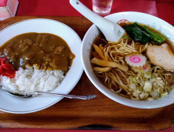 「半カレー ラーメン 850円」@堀越軒の写真