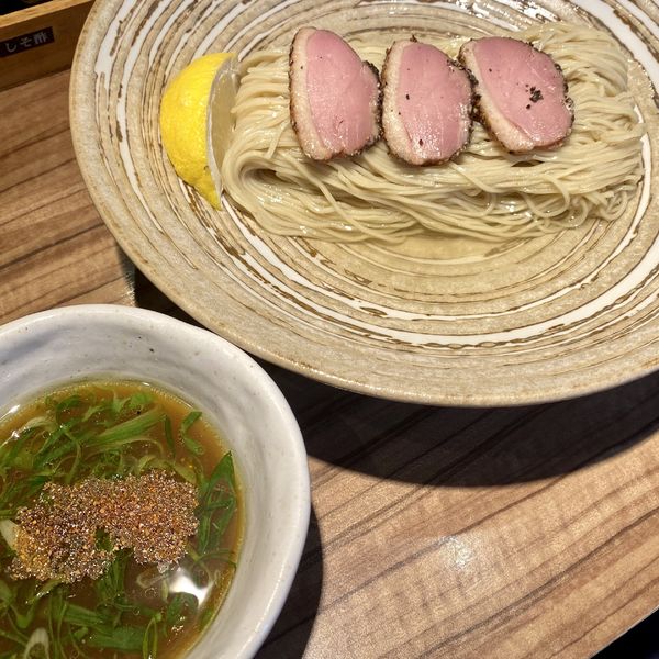 「鴨と蛤出汁のつけそば」@中華そば 鷸の写真