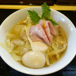 淳陛屋特製塩SOBA（全部のせ）