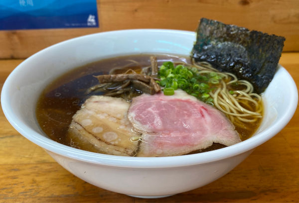「天然醸造醤油ラーメン850円」@ラーメン いいかおの写真